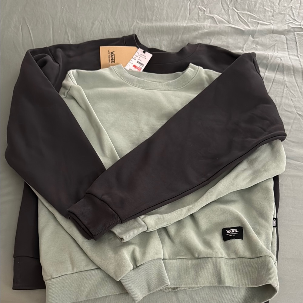 Vans Set of 2 Sweaters
